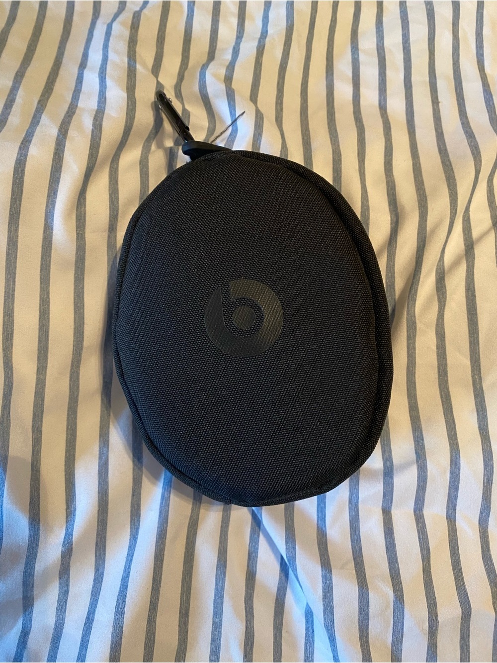 Beats by Dre Black Hard Zippered Headphone Case